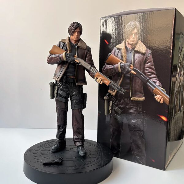 with_retail_box-3-min (1) Leon S. Kennedy Figure 30cm β Front View